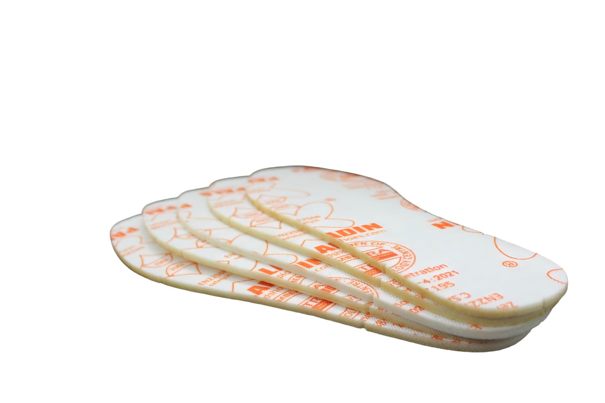 Inserto resistente alla penetrazione/puntura