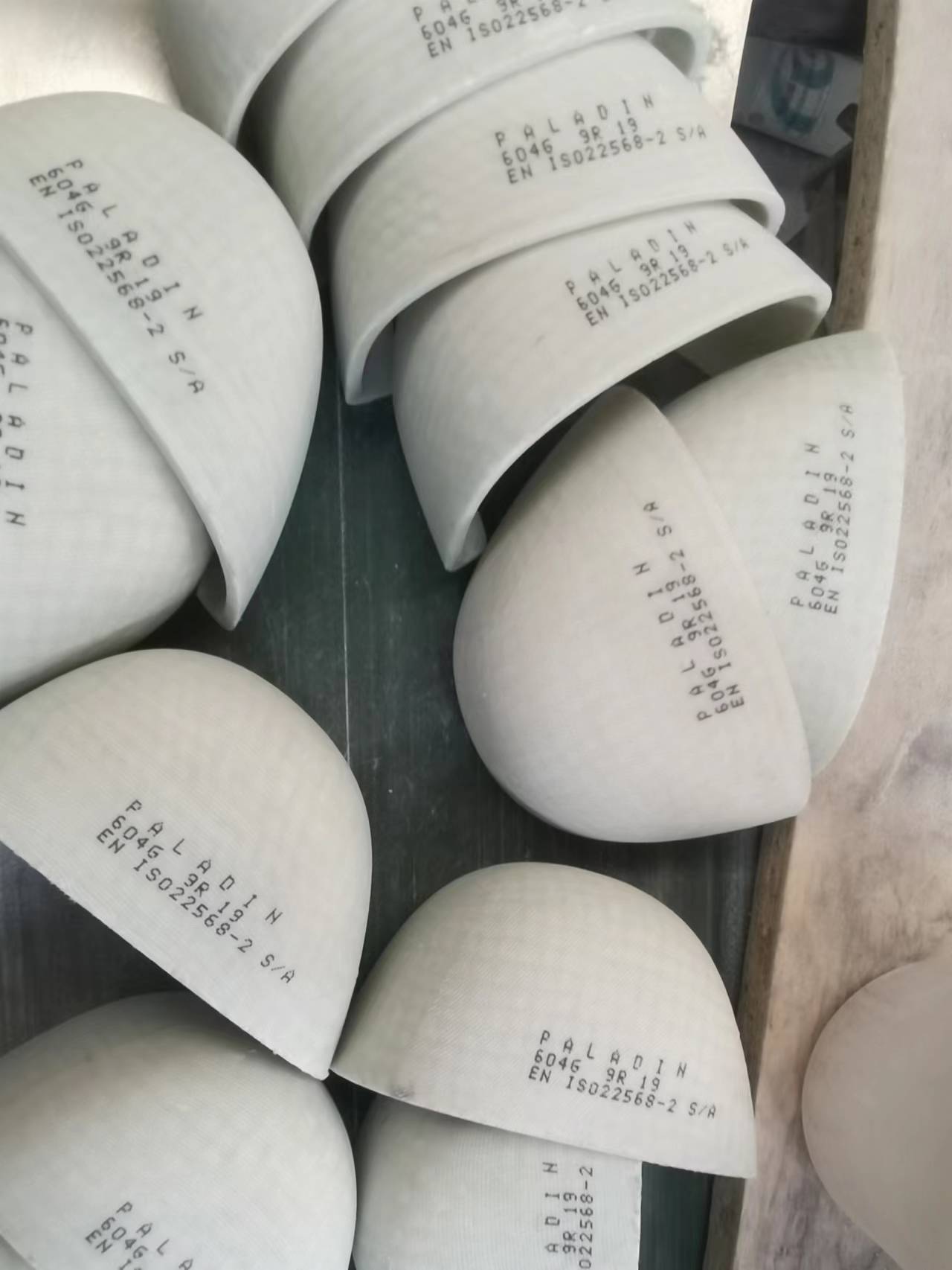 200 J en ISO22568 Modello 604G del tappo di punta in fibra di vetro 604G per stivali da lavoro PU